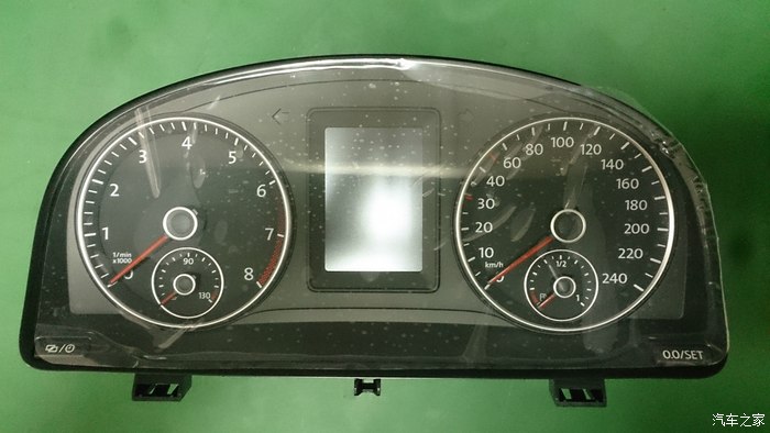 按键操作可以方便让您设置需要的显示与控制模式