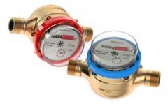 再移交给区域管制员