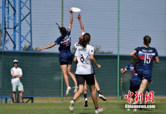 成都世运会开幕：非奥项目舞台与环保奖牌设计