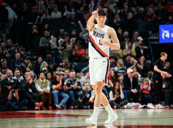 杨瀚森两战砍下47分21篮板 -star表现难改球队失利