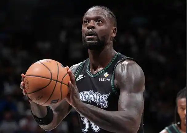 森林狼连败冲击季后赛排名 东契奇伤退搅局西部