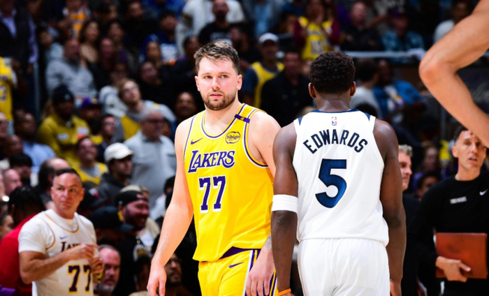 森林狼连败冲击季后赛排名 东契奇伤退搅局西部