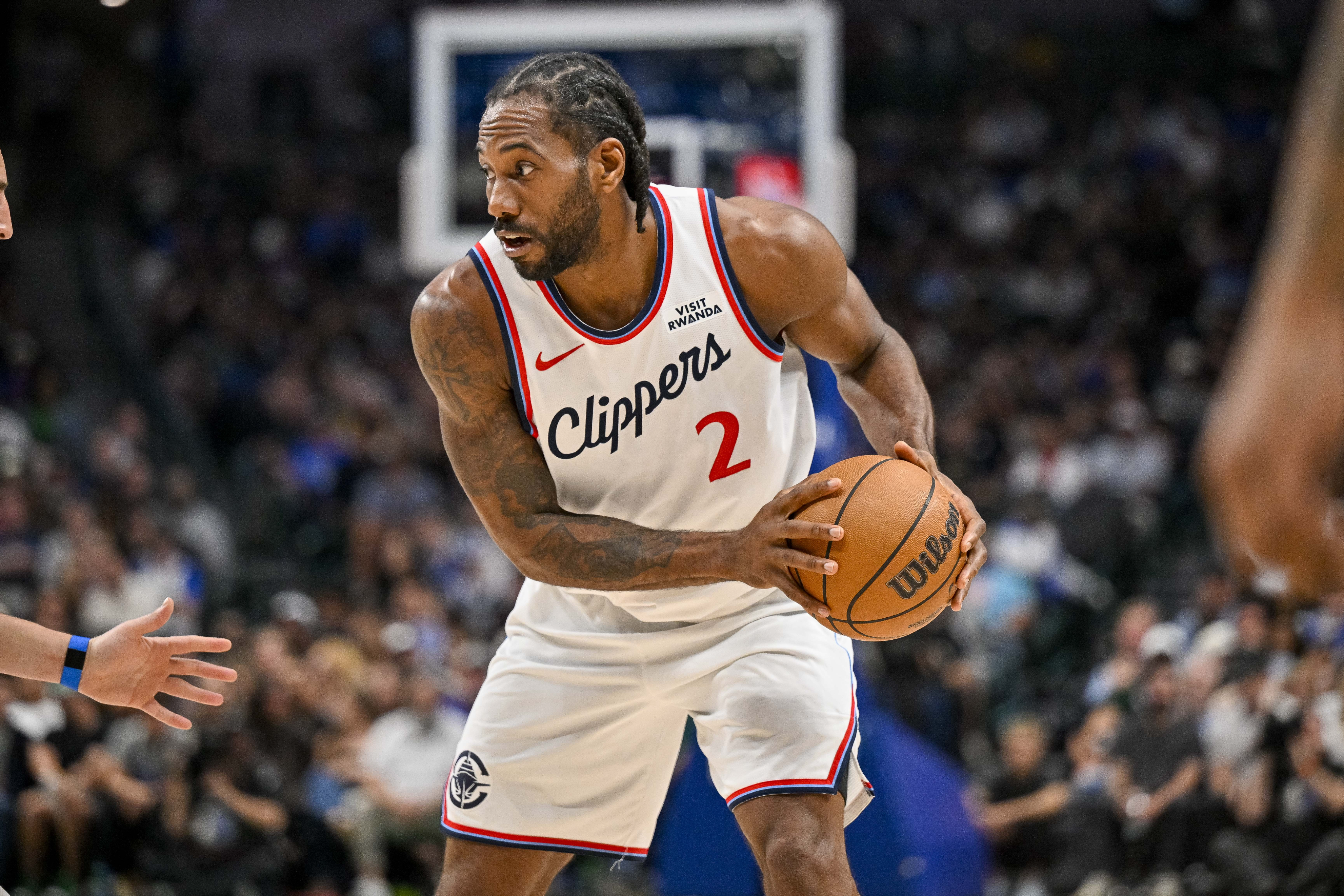 快船力克独行侠 伦纳德砍34分率队取胜 弗拉格暴