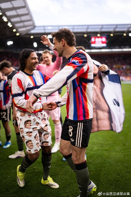 格纳布里赛后秀戈雷茨卡头像短裤引发关注